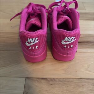Nike Kids Fuchsia Sneakers